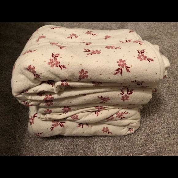 Martha Stewart Other - Martha Stewart Cotton Flannel sheet set Martha Stewart Other - Martha Stewart Cotton Flannel sheet set